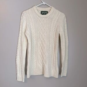 AE super soft cable knit crew neck sweater